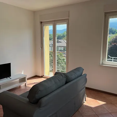 Cavallo, Bilocale Vista Montagne Διαμέρισμα *