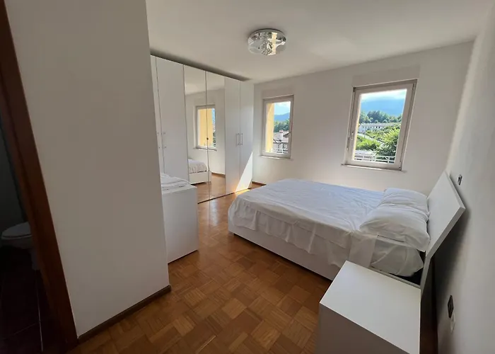 Cavallo, Bilocale Vista Montagne *